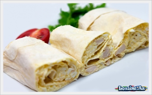 Рулетики из лаваша с курицей и сыром - Sun.Az