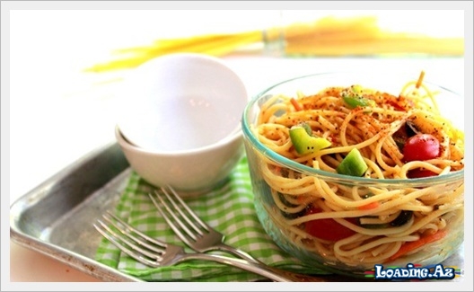 Uşaqların “yox” deməyəcəyi Spagetti salatı - Sun.Az
