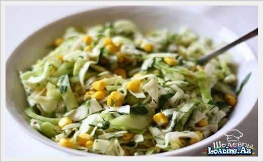 Салат с капустой, огурцами и кукурузой - Sun.Az