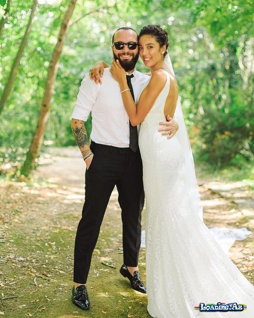 Məşhur müğənni ata oldu - Sun.Az