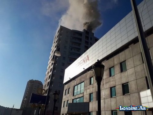 SON DƏQİQƏ! Bakıda yaşayış binası yanır - Sun.Az