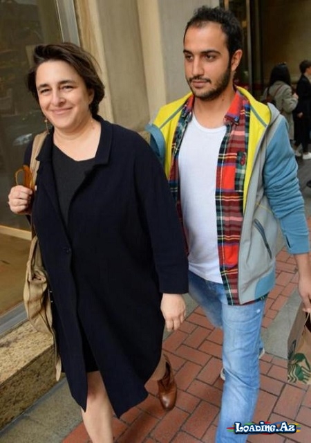 Esra 16 yaş kiçik sevgilisi ilə görüntüləndi – Foto