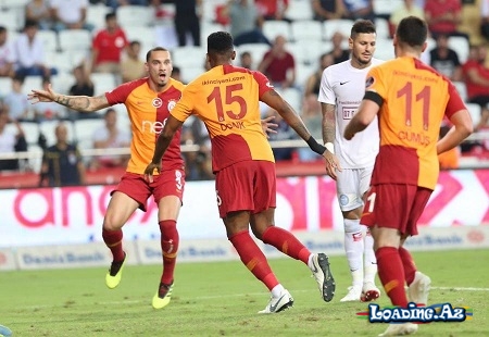"Qalatasaray" vahid lider oldu