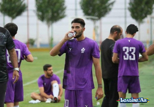 Daha bir iranlı futbolçu Azərbaycan klubu ilə anlaşdı - Sun.Az