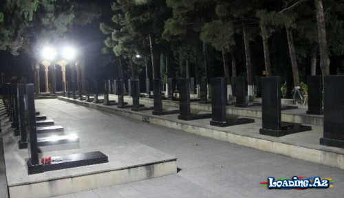 Şəhidlərimizin uyuduğu xiyaban işıqlandırılıb - FOTOLAR