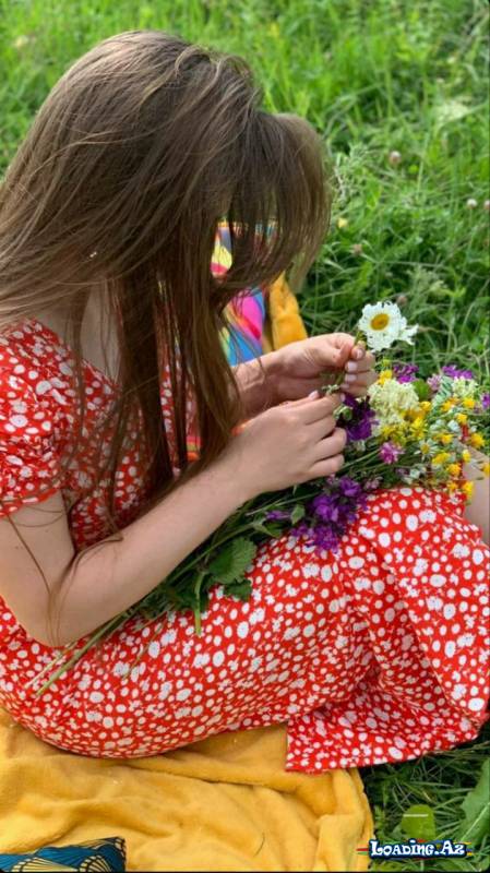 Bilmək kifayət deyil, bildiklərimizi tətbiq etməliyik. Arzulamaq kifayət deyil, arzularımızı həyata keçirməliyik.🌼🌿 - Sun.Az