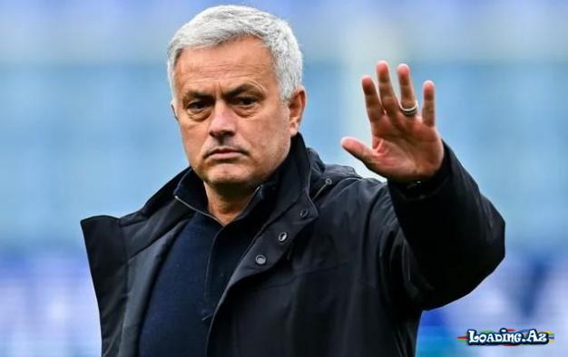 İngiltərə klubu Mourinyo ilə danışıq aparır