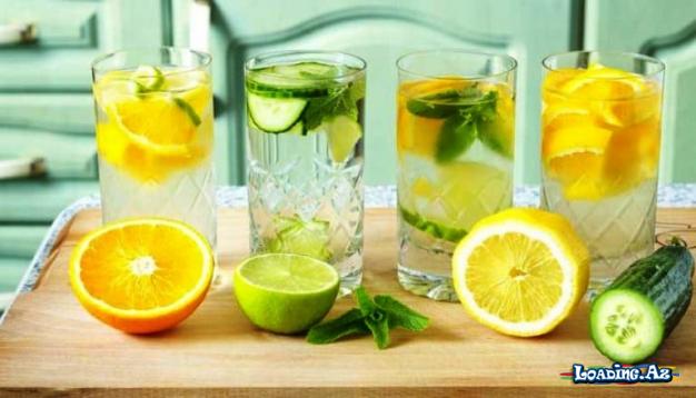 Su içə bilməyənlər üçün hazırlamaq asan olan 3 aromalı su resepti