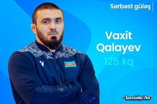 Azərbaycan güləşçisi erməniyə qalib gəlib yarımfinala çıxdı - Sun.Az