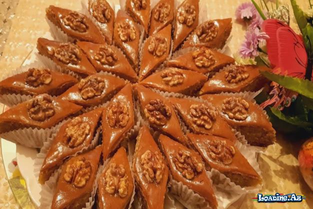 Dibi yapışmayan, üstü qopmayan, çox ləzzətli PAXLAVA - Sun.Az