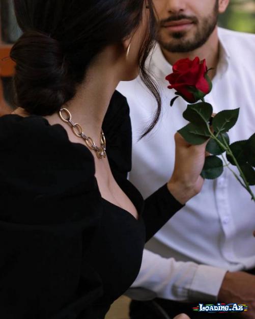 Bir müammadır....EŞQ...