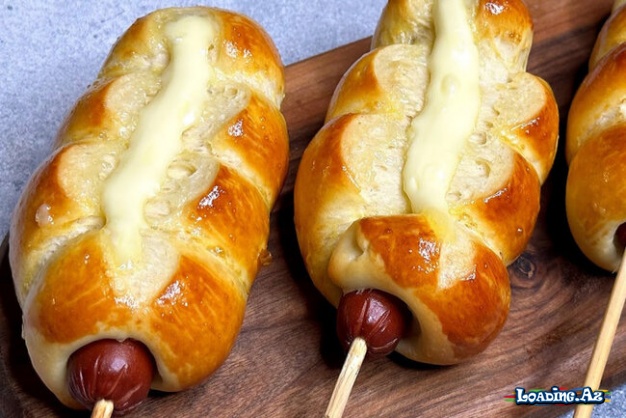 Çox asan hazırlanan yumşaq və çox dadlı "hotdog" - Sun.Az