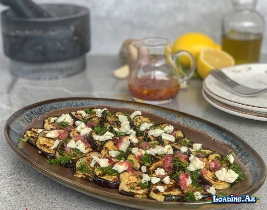 Badımcanlı və feta pendirli salat - Sun.Az
