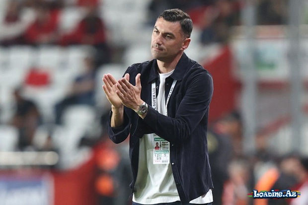 “Beşiktaş” Burak Yılmazla yolları ayırıb