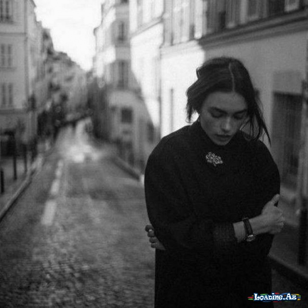 Deyirlər ki,hər şeyin bitdiyi yerdə ümid baş qaldırar.Amma bəs ümid də bitibsə?