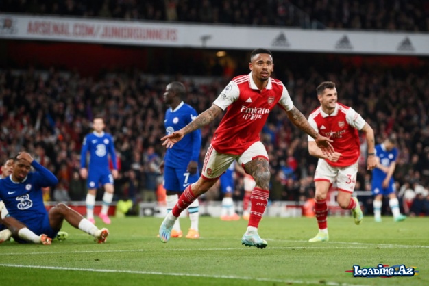 “Arsenal” London derbisində “Çelsi”ni darmadağın etdi