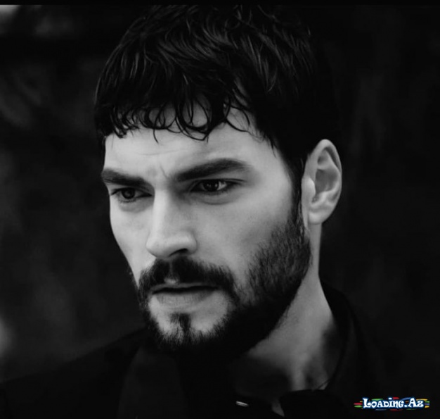 Biяdə нeç vaxт аğlaмa..!çüикü мəиiм əи zəif тəяəfiм səиiи Gözyaşlaяıиdı..!😔