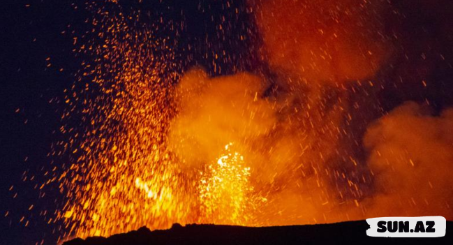 İtaliyadakı Etna dağı yenidən kül və lava püskürdü