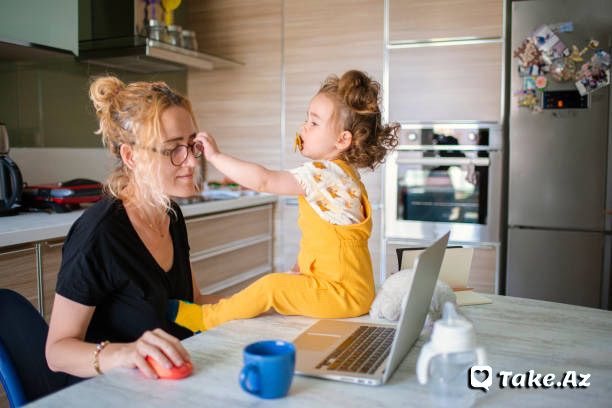 Ana nə vaxt işə başlamalıdır? - Sun.Az