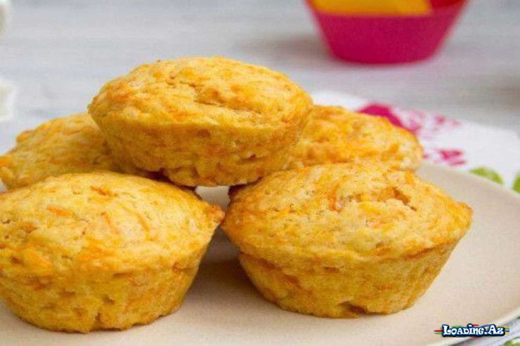 Banan və köklə hazırlanan ləzzətli keks - Sun.Az