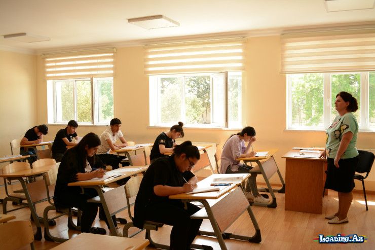 Azərbaycanda imtahan qaydalarını pozan abituriyent məhkum edildi