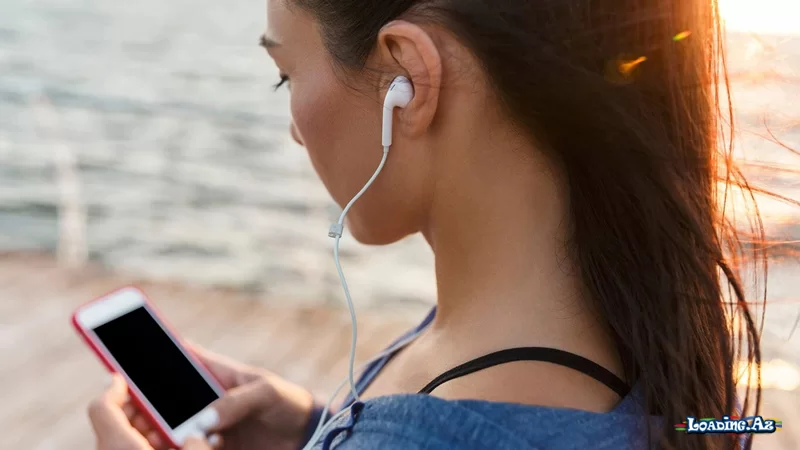 Yayda qulaqlıqlarla musiqi dinləmək təhlükəli ola bilər – Necə qorunmalı? - Sun.Az