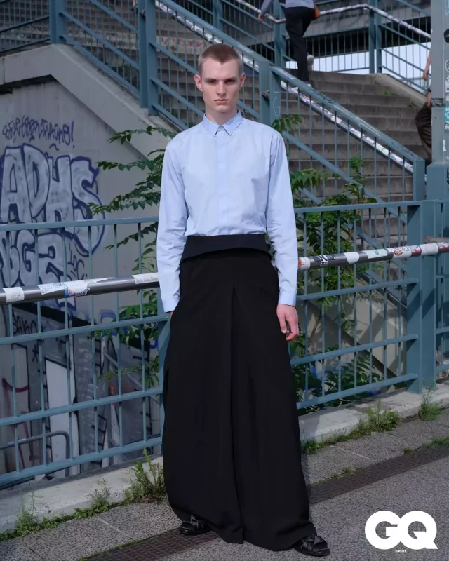 “GQ” dərgisindən fərqli buraxılış