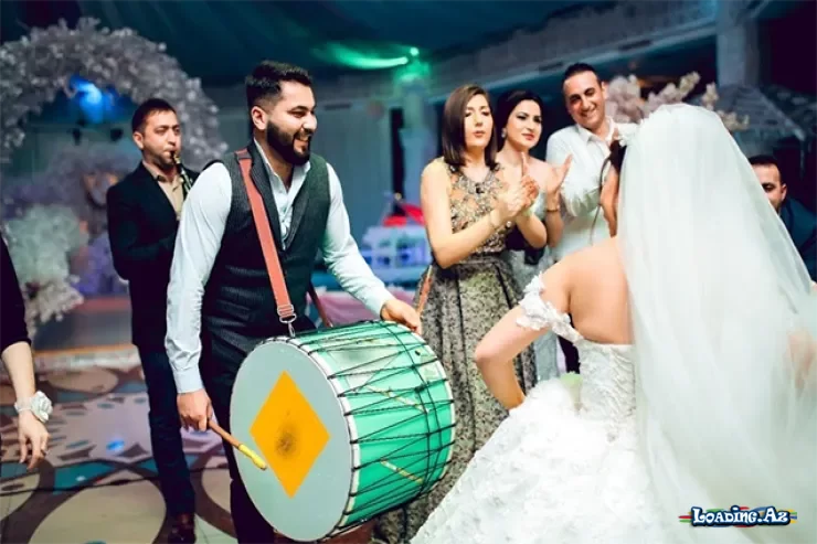 Toylar azalıb, restoranlar "qan ağlayır" - Gənclər niyə evlənməkdən qaçırlar? - Sun.Az