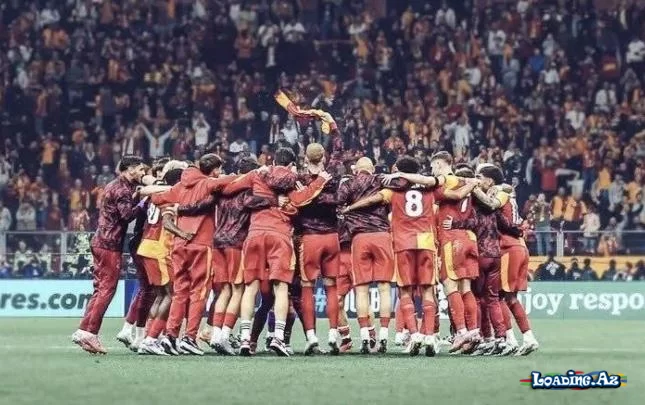 UEFA-dan “Qalatasaray”a azarkeş qadağası - Sun.Az