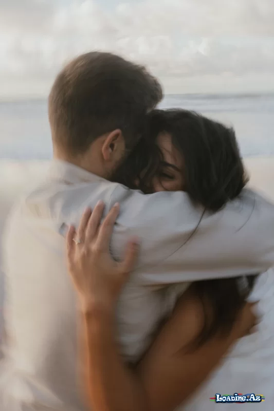 Hug 💙 - Duz.Az