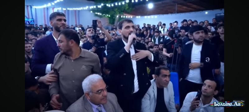 İki başlı qafiyə. Xosrovun toyu. - Sun.Az