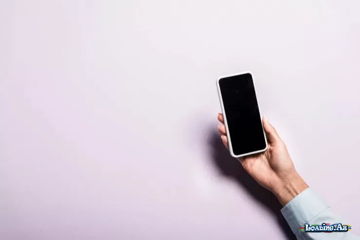 2026-cı ildə hansı kompakt smartfonu almağa dəyər?