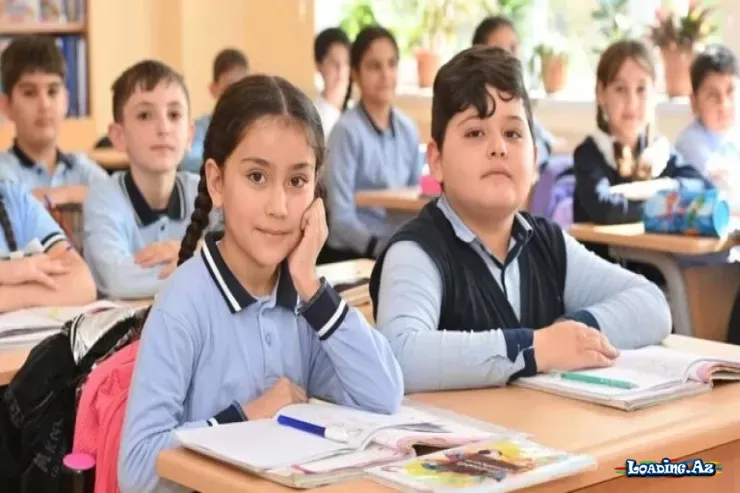 Bu gün Azərbaycanda Bilik Günüdür - LoaDinG.Az