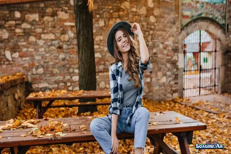 Bu cins şalvarlar yenidən dəbdə - Take.Az